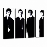 Ručno oslikana POP Art slika Beatlesi od 4 dijela bea3 – 3D vizualizacija ručno oslikanog platna na bijeloj pozadini. Dominantne boje: crna, bijela, siva.