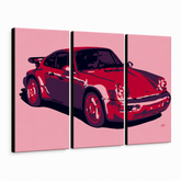 Ručno oslikana POP Art slika PORSCHE 911 od 3 dijela por3 – 3D vizualizacija ručno oslikanog platna na bijeloj pozadini. Dominantne boje: crvena, roza, crna.