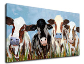 Pop art slika na platnu s motivom KRAVY, nebo, pejzaž, svemir u bijelo-smeđih nijansama, vesela atmosfera, priroda, pogodan za kuhinje | Slika na platnu KRAVY – proizvod