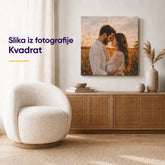 Slika od fotografije na platnu – kvadrat, personalizirana fotoslika za zid u dnevnom boravku