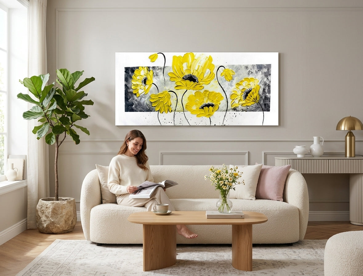 Pop art slika na platnu s motivom cvijeće, priroda u bijelo-sivih nijansama okačena u enterijeru dnevnog boravka, vesela atmosfera, priroda i proljetna atmosfera – enterijer