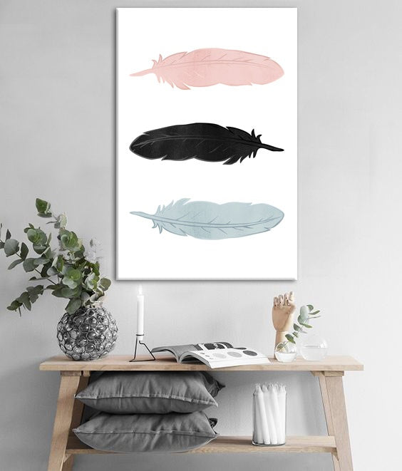 Industrijski slika na platnu s motivom The Component of Dreams, mapa u bijelo-plavih nijansama okačena u enterijeru spavaće sobe, mirna atmosfera – enterijer