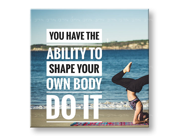 Moderan slika na platnu s motivom You have the ability to, okean, plaža, more i plaža, motivacioni citat u bijelo-crnih nijansama, pogodan za radne sobe – glavna