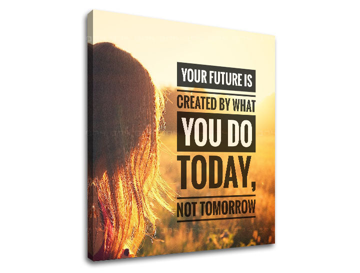 Moderan slika na platnu s motivom Your future is created, zalazak sunca, polje, kosa, pejzaž u bijelo-zlatnih nijansama, pogodan za kancelarije | Motivacioni slika za zid Your future is created