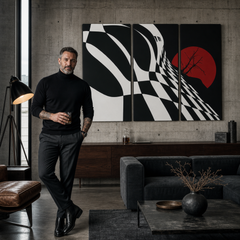 Ručno oslikana POP Art apstraktna slika šahovske ploče od 3 dijela – slika u modernom muškom enterijeru, lifestyle vizualizacija. Dominantne boje: crna, bijela, crvena.