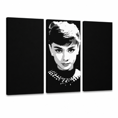 Ručno oslikana POP Art slika Audrey HEPBHURN 3 dijela ah – 3D vizualizacija ručno oslikanog platna na bijeloj pozadini. Dominantne boje: crna, bijela, siva.