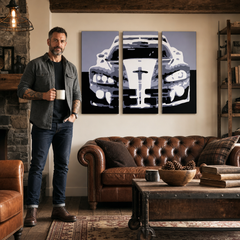 Ručno oslikana POP Art slika Dodge Viper GTS 3 dijela VIP – slika u modernom muškom enterijeru, lifestyle vizualizacija. Dominantne boje: crna, siva, bijela.
