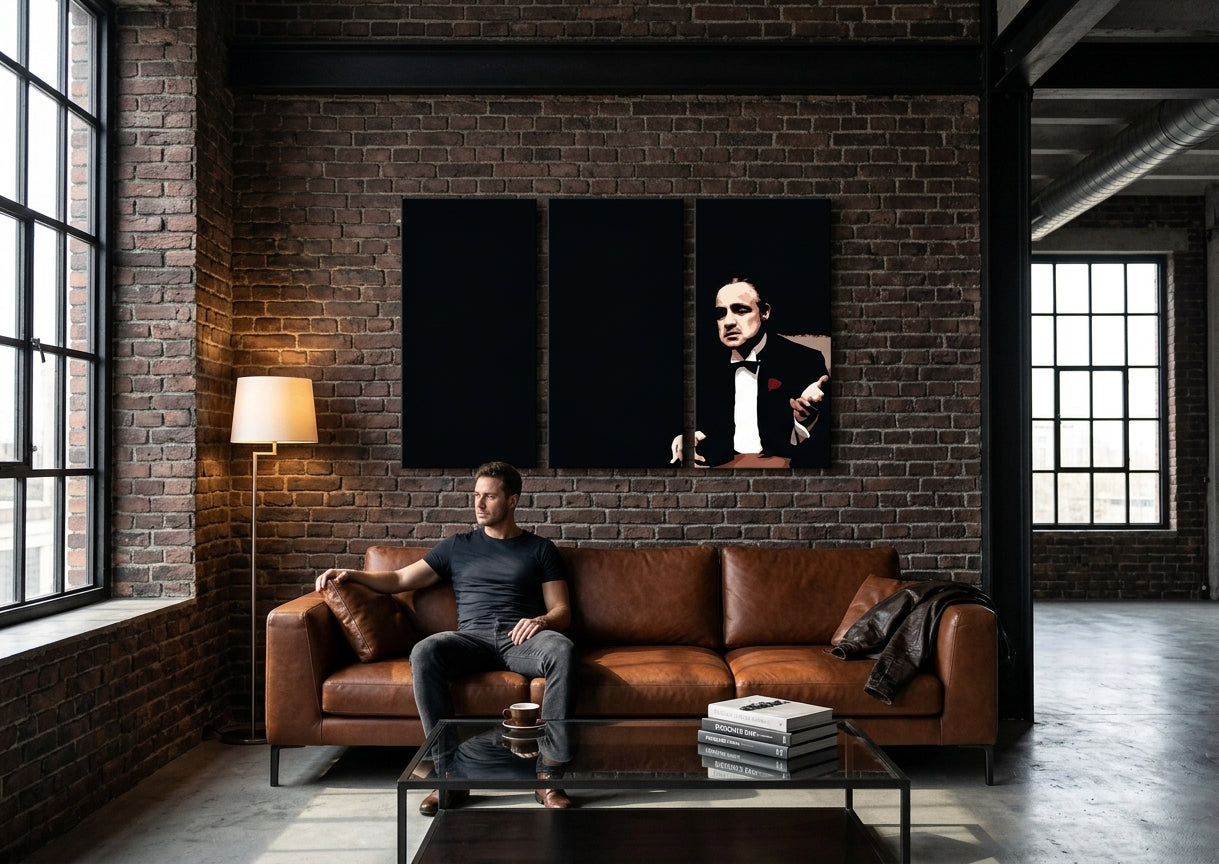 Pop art slika na platnu s motivom Marlon Brando, priroda u crnih nijansama okačena u enterijeru dnevnog boravka, dramatična atmosfera, snaga i moć i elegancija – enterijer, pogled 3