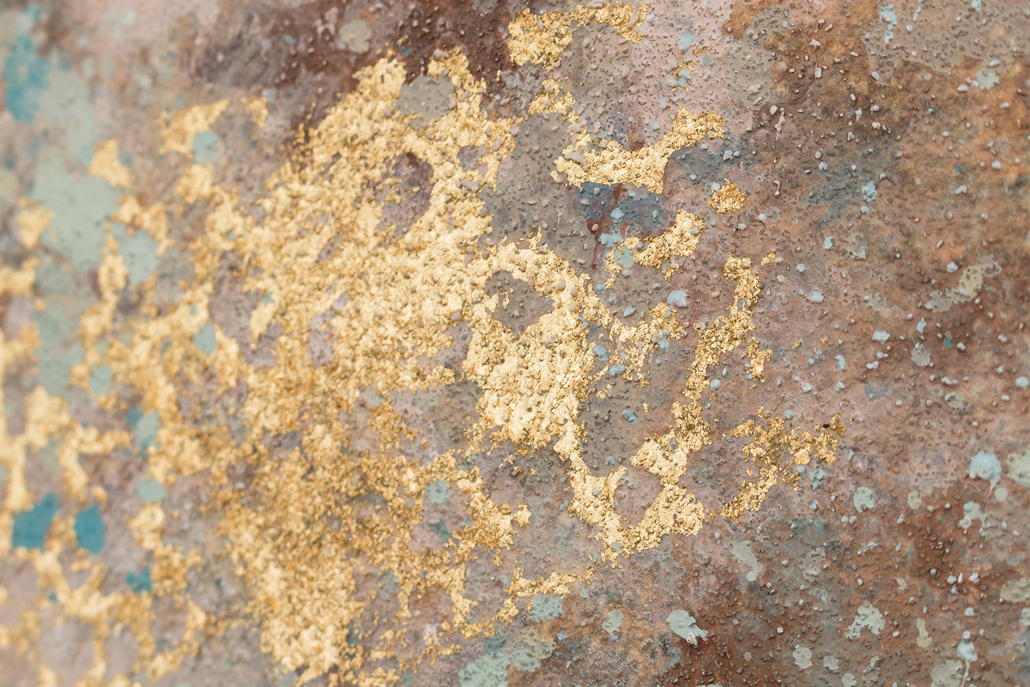 Ručno slikan slika na platnu s motivom šuma, drveće, stazica, pejzaž, priroda u bijelo-bežih nijansama, mirna atmosfera, pogodan za spavaće sobe – glavna
