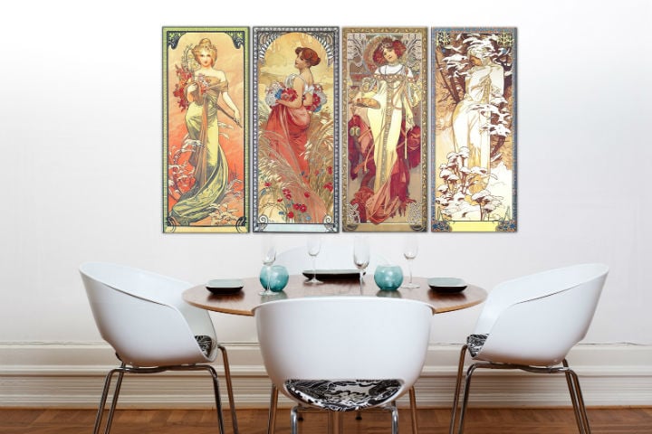 Vintage slika na platnu s motivom ŠTYRI ROČNÉ OBDOBIA 120x70 cm – Alfons Mucha, mapa u zeleno-zlatnih nijansama okačena u enterijeru kuhinje – enterijer