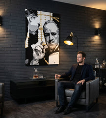 Ručno slikan slika na platnu s motivom PREMIUM ART – The Godfather, automobil u bijelo-zlatnih nijansama okačena u enterijeru dnevnog boravka, snaga i moć i porodica – enterijer, pogled 3