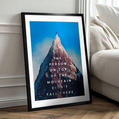 Moderan slika na platnu s motivom planina, snijeg u bijelo-sivih nijansama | Poster za zid s EXTRA efektom - Peak Motivation – proizvod